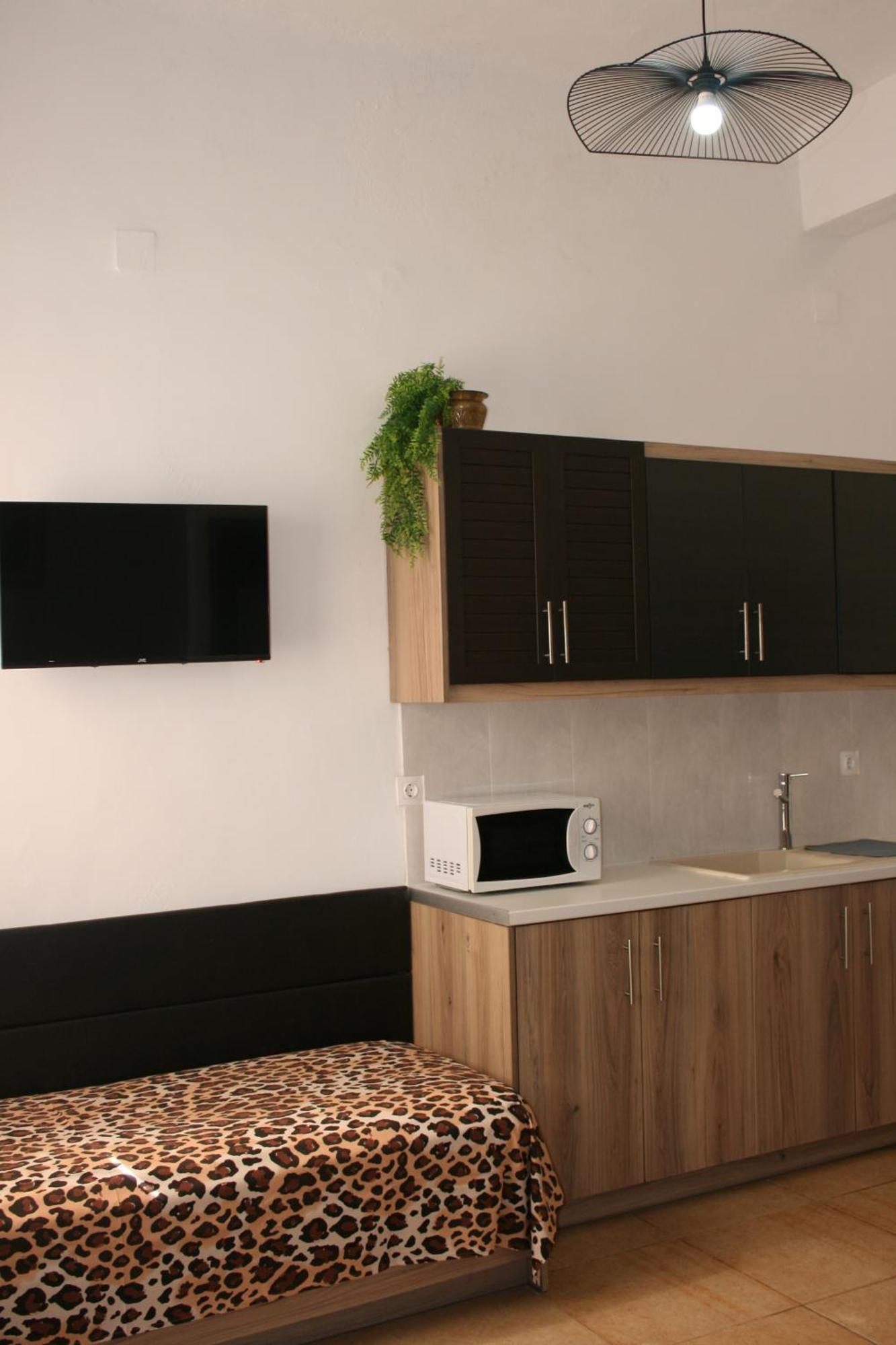 Theatraki Villa Selinia Luaran gambar